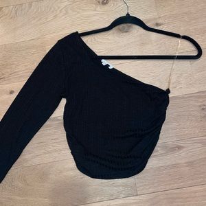 Better Be one sleeve top